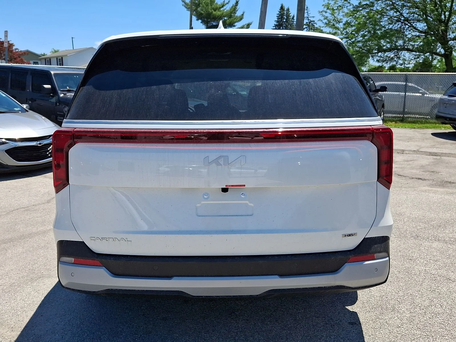 New 2026 White Kia LXS image 6