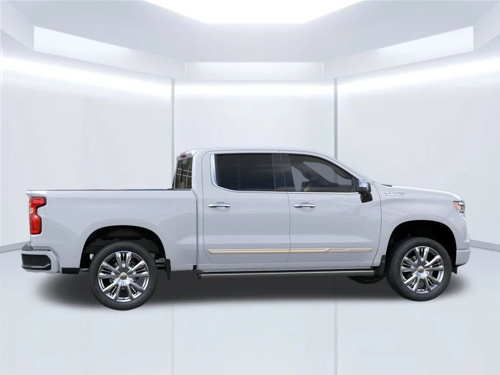 New 2026 White Chevrolet High Country image 7