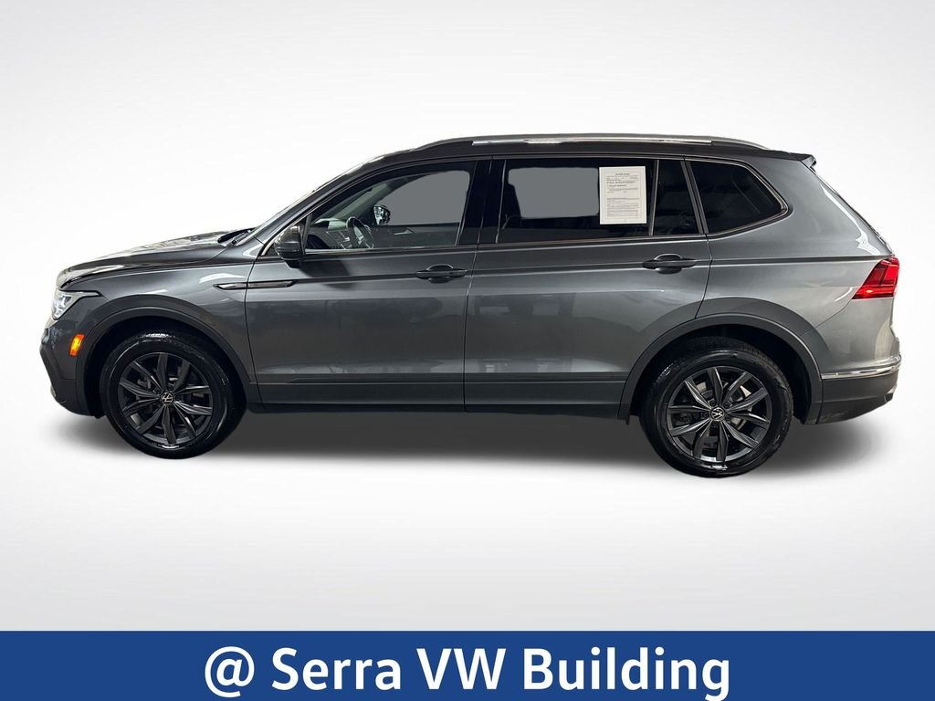 Used 2022 Platinum Gray Metallic Volkswagen 2.0T SE image 2