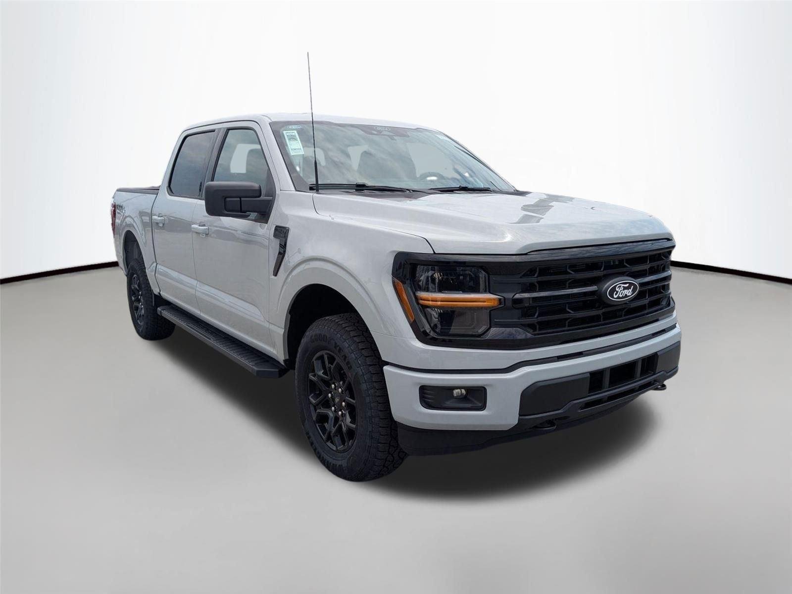 New 2026 Avalanche Ford XLT image 3