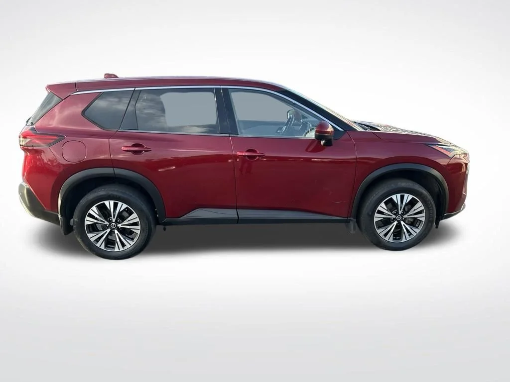 Used 2021 Scarlet Ember Nissan SV image 6