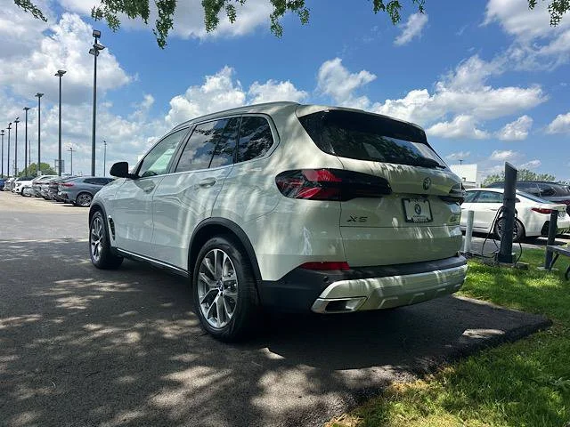 New 2026 Alpine White BMW xDrive50e image 3