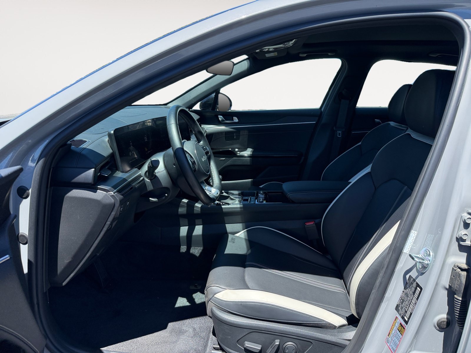 Certified Used 2025 Gray Kia GT-Line image 10