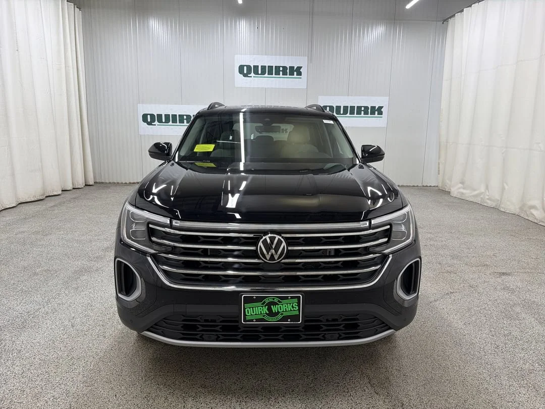 New 2026 Deep Black Pearl Volkswagen 2.0T SE w/Technology image 2