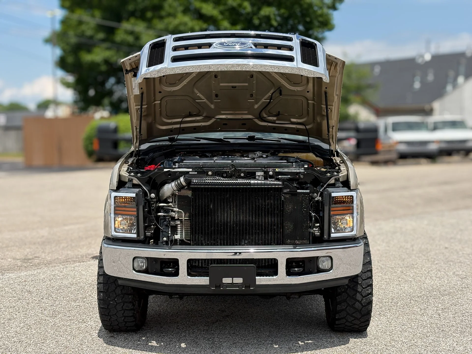 Used 2008 Gold Ford Lariat image 33