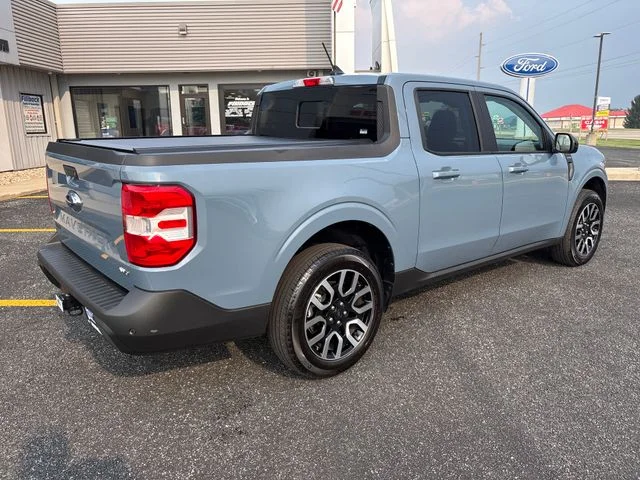 Used 2024 Azure Gray Metallic Ford Lariat image 9