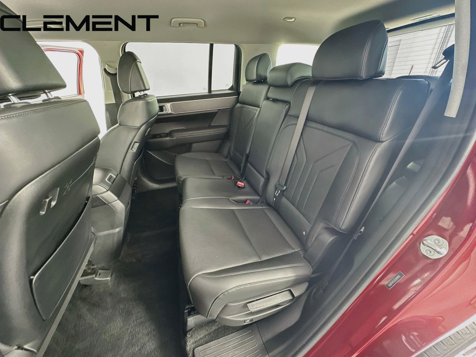 Certified Used 2025 Red Hyundai SEL image 32