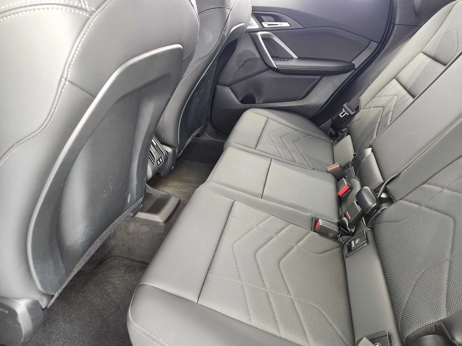 Certified Used 2025 Storm Bay Metallic BMW M35i image 20