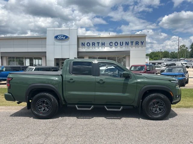 2025 Nissan Frontier PRO-4X Crew Cab 4X4's photo