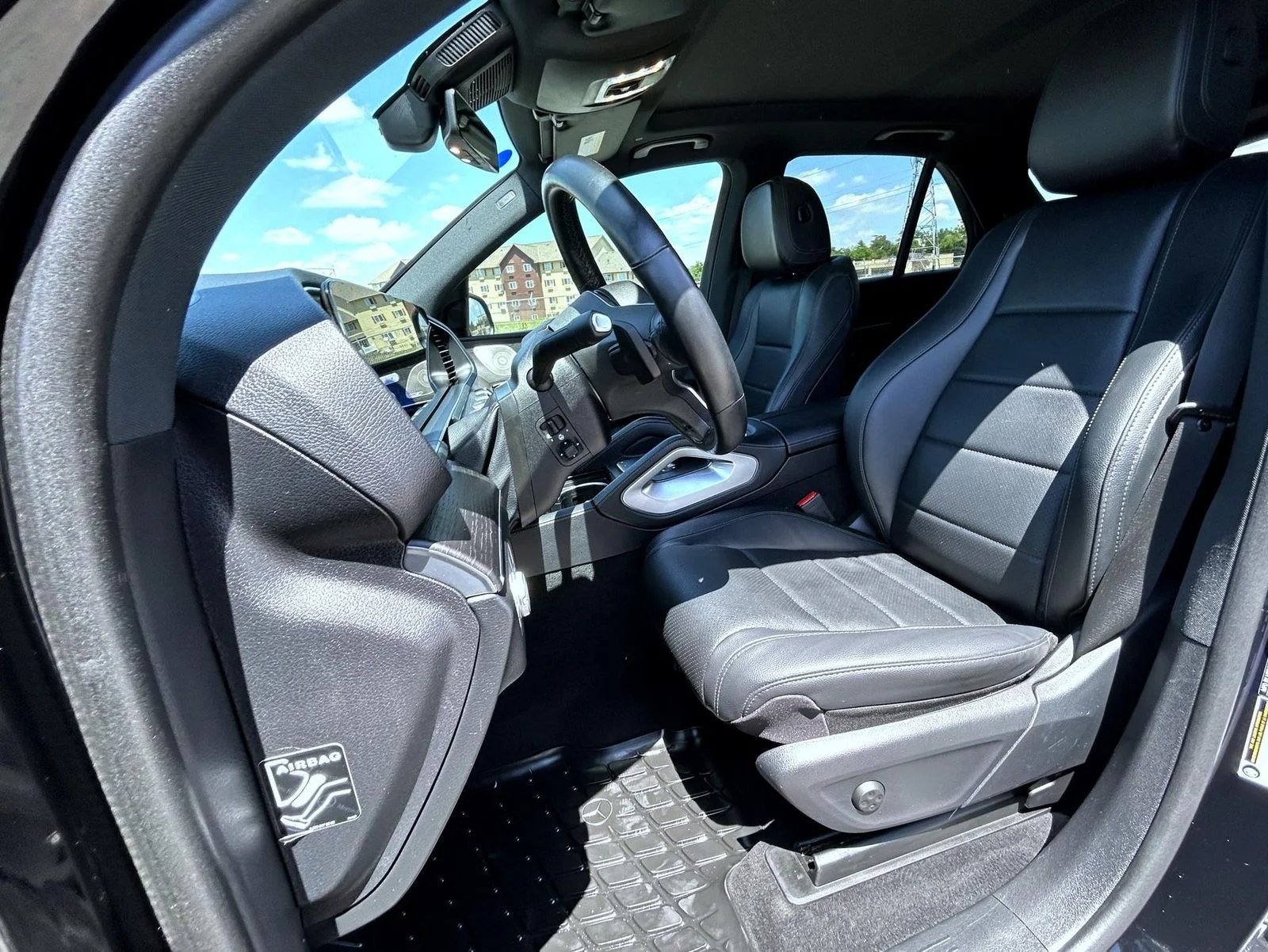 Used 2022 Black Mercedes-Benz GLE 350 image 10