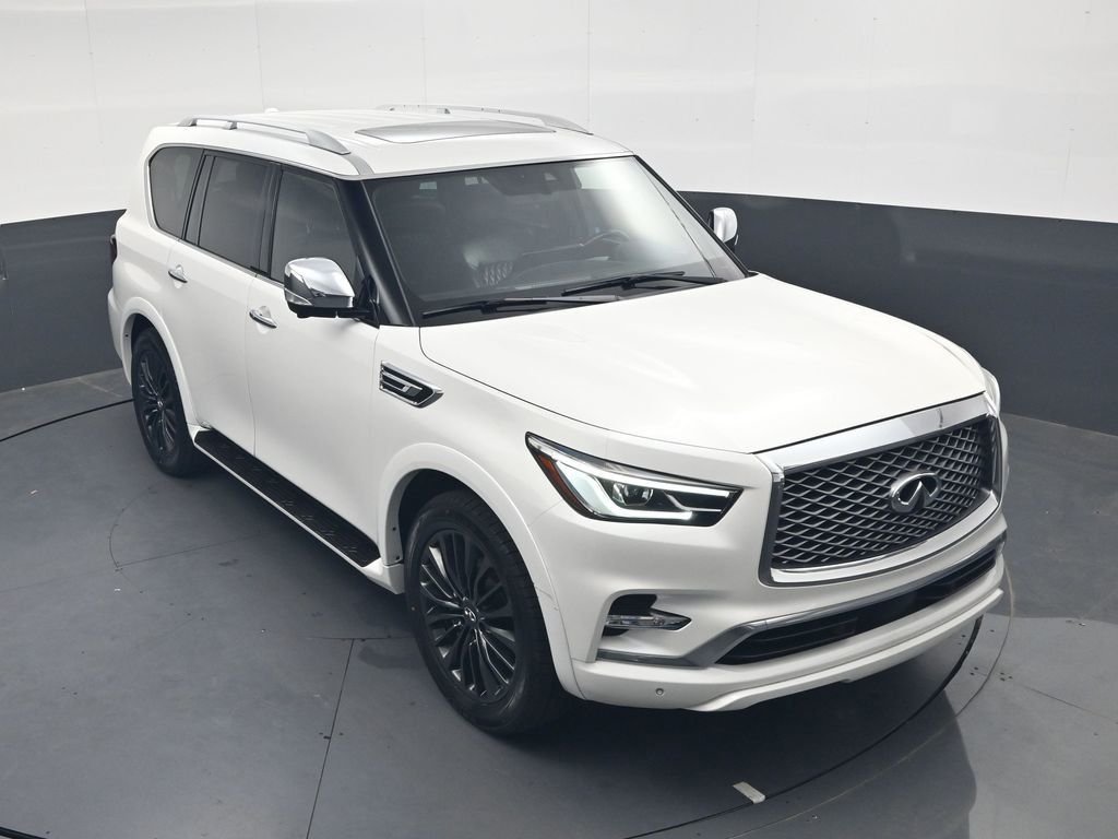 Used 2023 White INFINITI Sensory image 35
