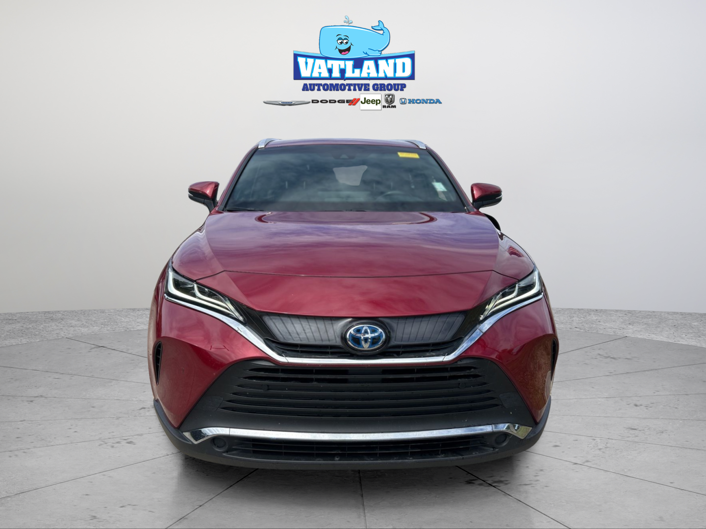 Used 2021 Red Toyota XLE image 8