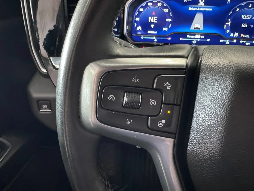 2023 Chevrolet Silverado 1500 LT - Photo 16