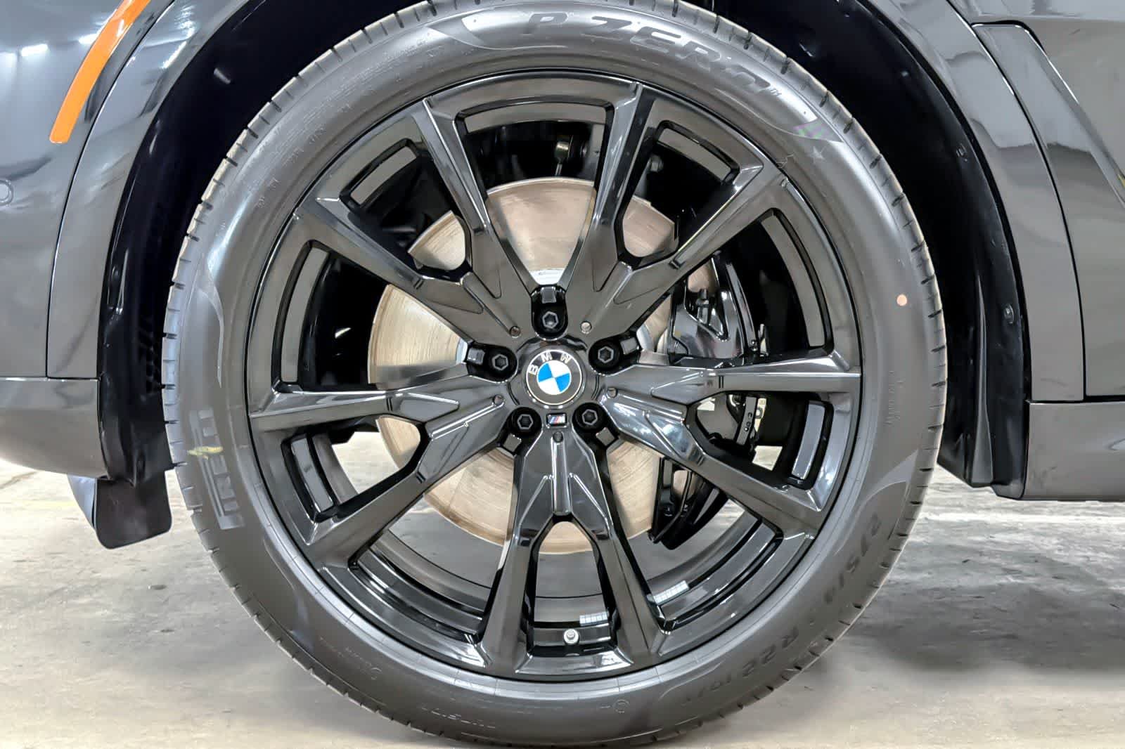 New 2027 Black Sapphire Metallic BMW xDrive40i image 25