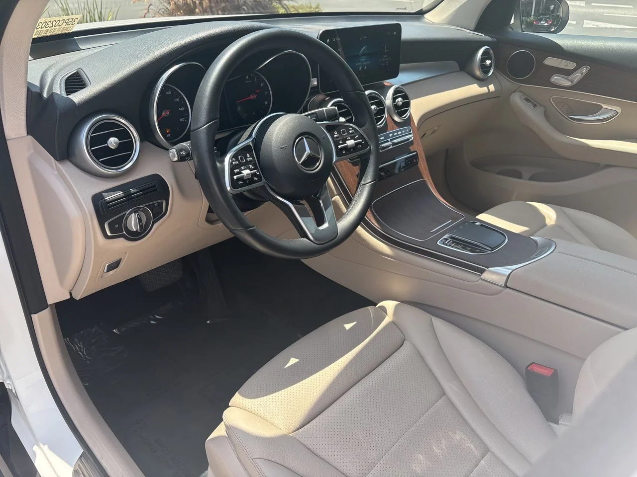 Certified Used 2022 White Mercedes-Benz 300 Sport Utility image 7