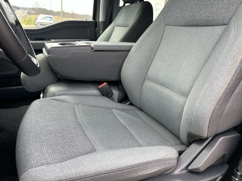 Used 2025 Carbonized Gray Ford XLT image 27