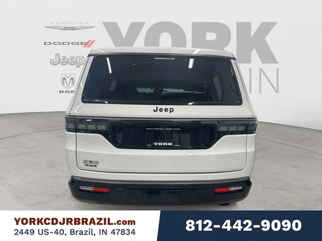 New 2026 Bright White Clear-Coat Exterior Paint Jeep Limited Altitude image 4