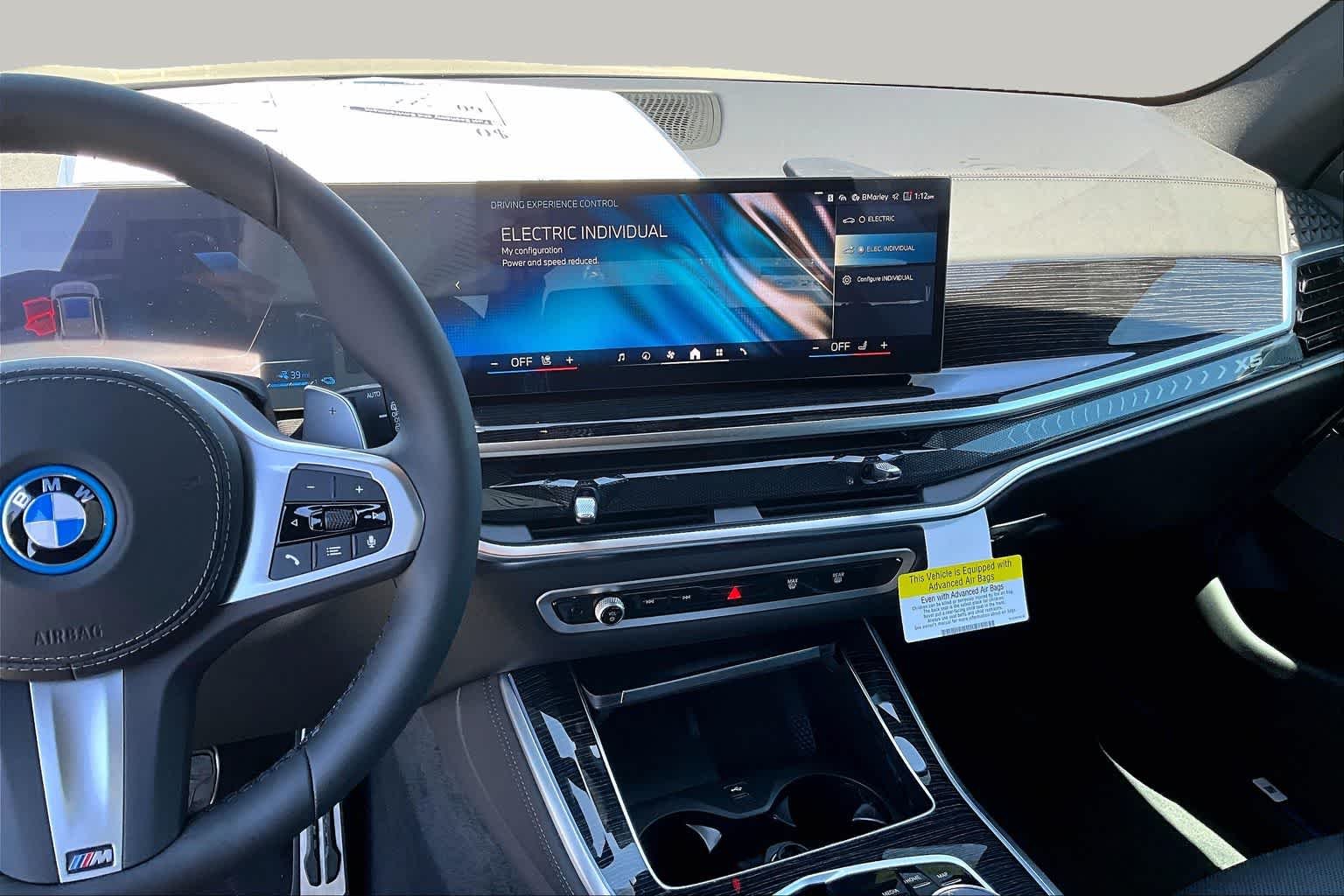 New 2026 Dravit Grey Metallic BMW xDrive50e image 6