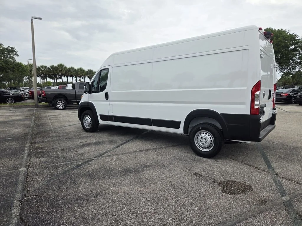 New 2026 Bright White Clear-Coat Exterior Paint RAM Tradesman image 7