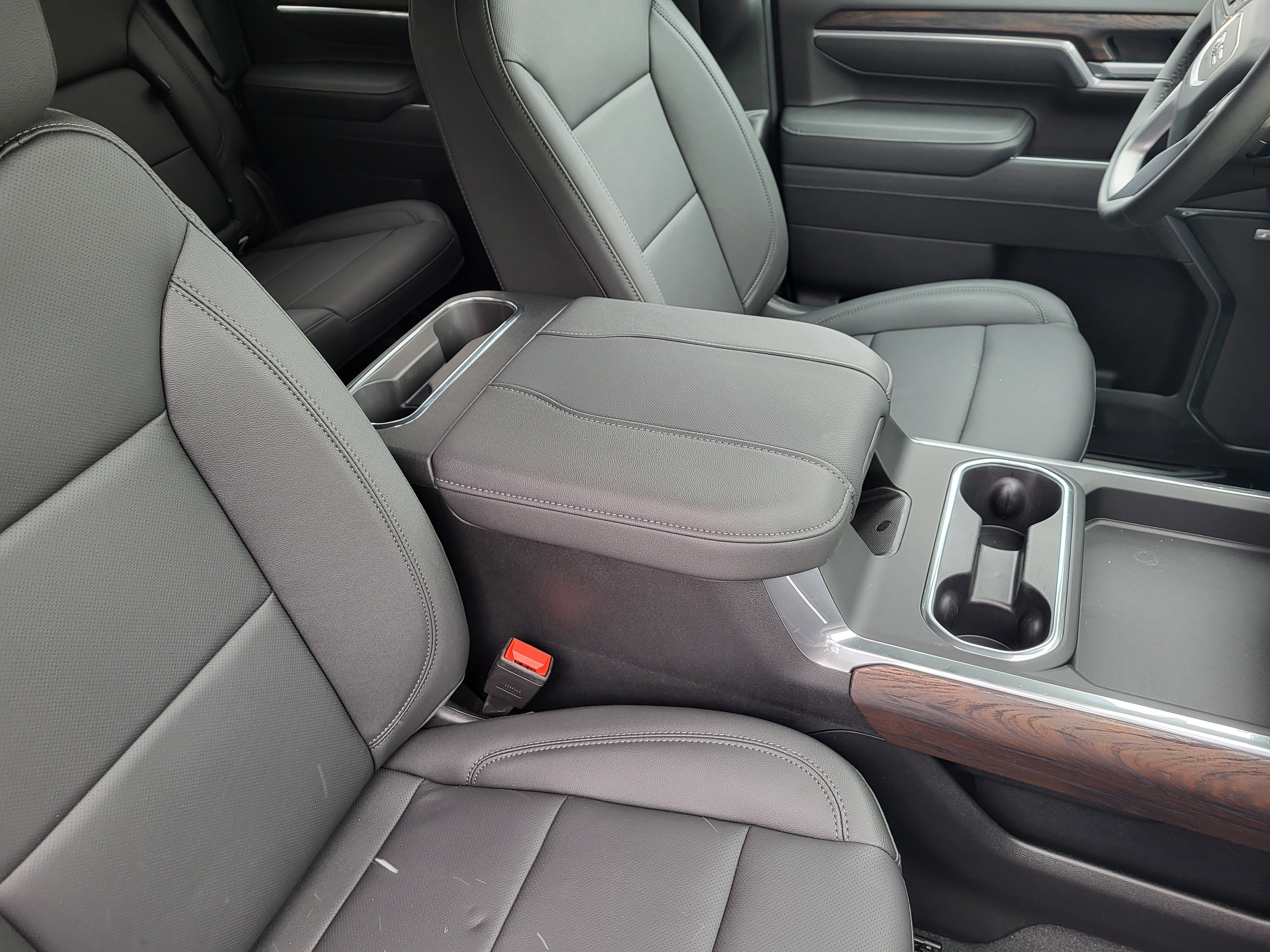 2026 GMC Sierra 2500HD SLT - Photo 13