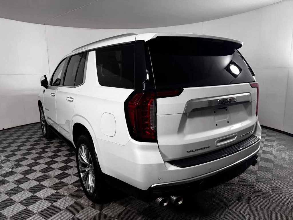 Used 2021 White Frost GMC Denali image 23