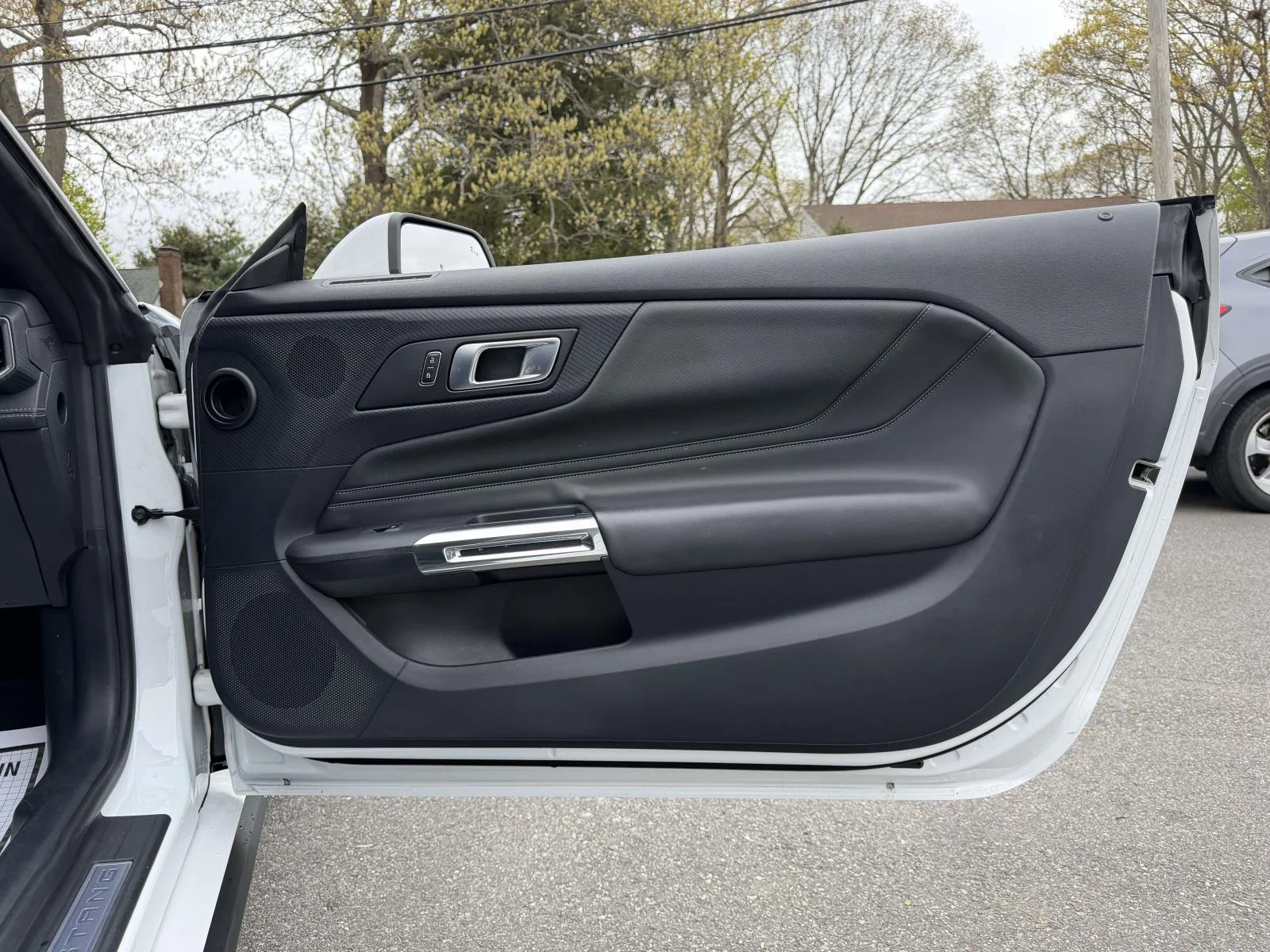Used 2024 White Ford EcoBoost Premium image 13