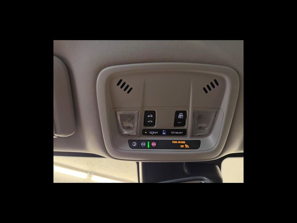 Used 2024 Gray Chevrolet LT image 25