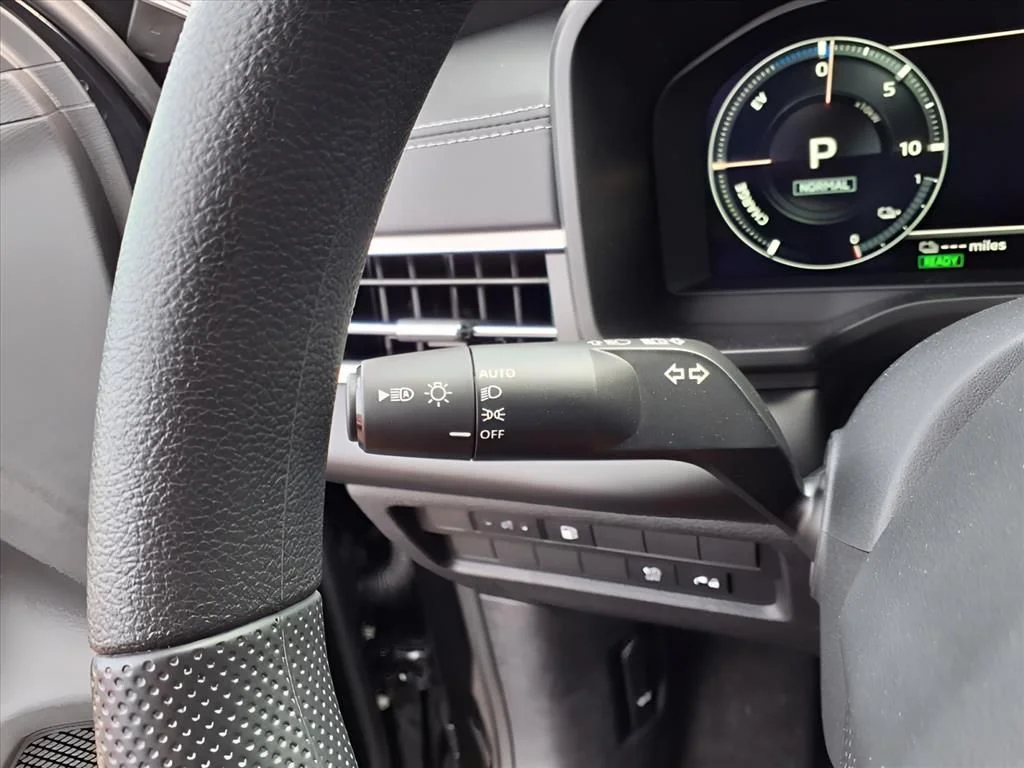 2025 Mitsubishi Outlander Plug-in Hybrid ES - Photo 29