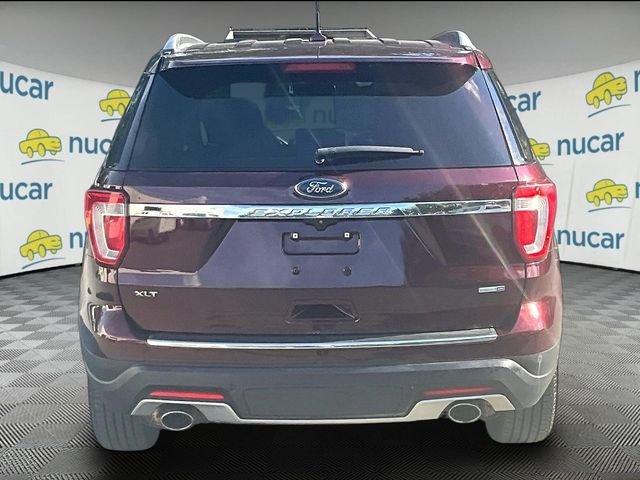 Used 2018 Red Ford XLT image 4