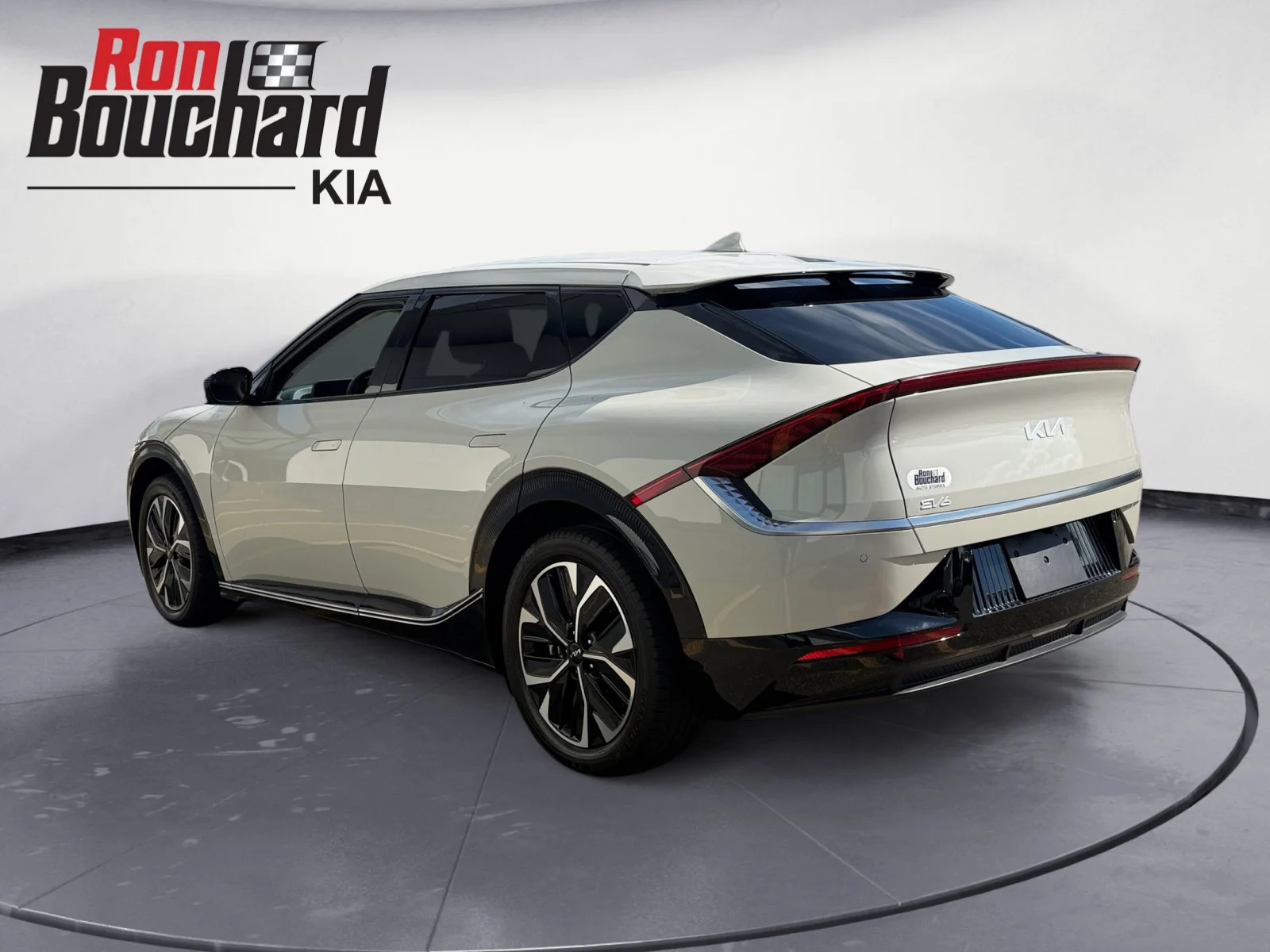 Used 2023 Glacier Kia Wind image 3