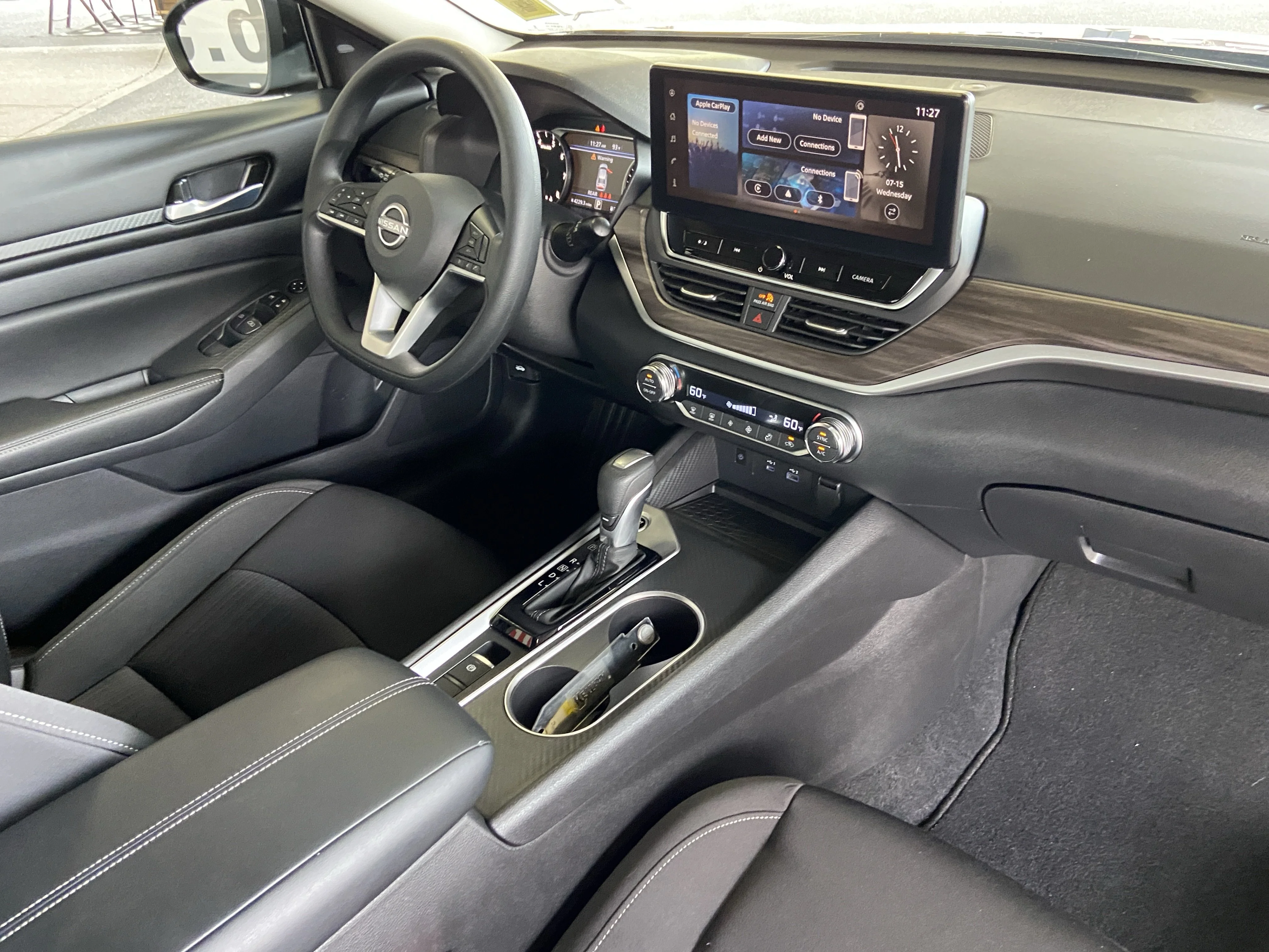 2025 Nissan Altima SV - Photo 26