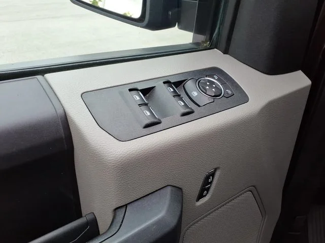 Used 2020 Red Ford XL image 21