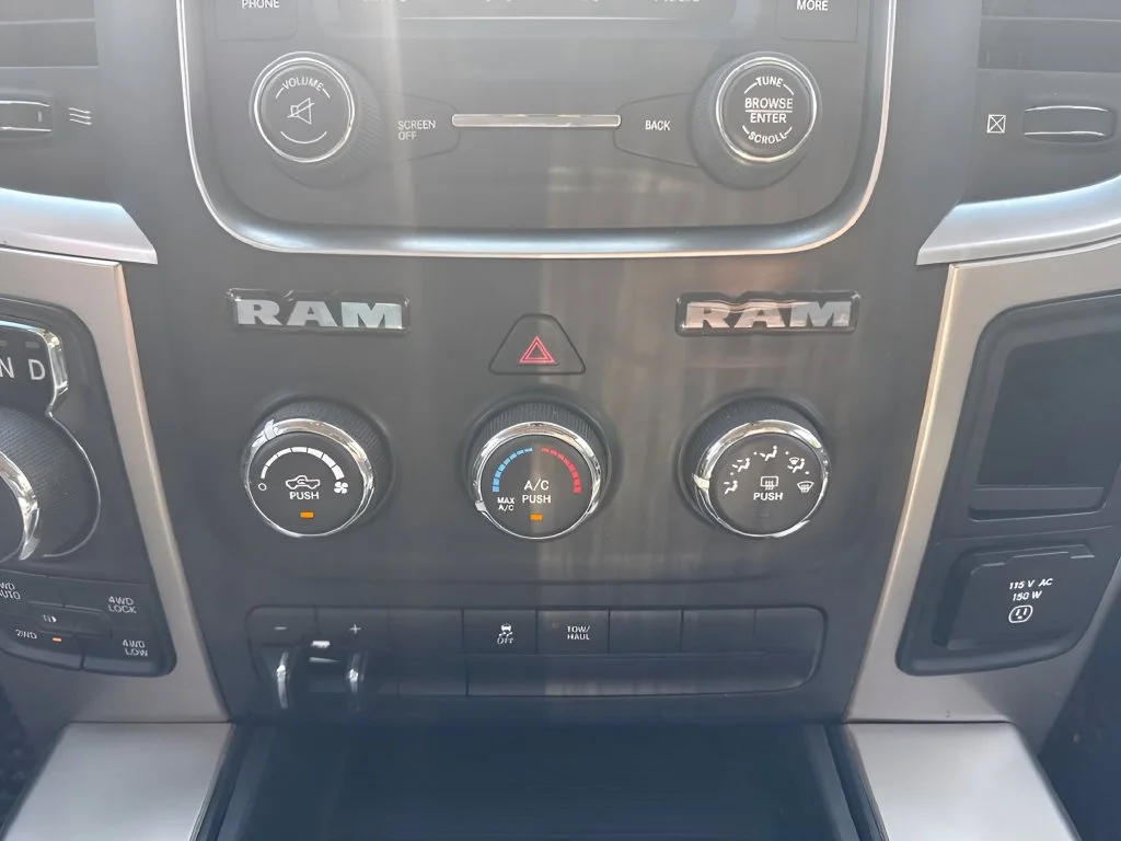 Used 2014 Grey Ram Big Horn image 19