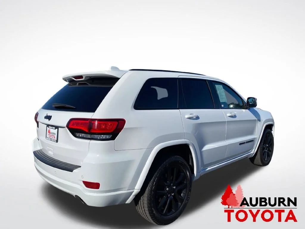 Used 2020 Bright White Clearcoat Jeep Altitude image 5
