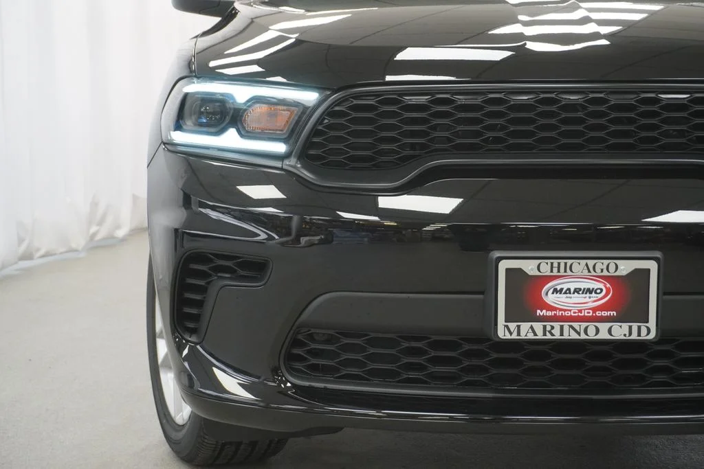 New 2026 Diamond Black Clear-Coat Exterior Paint Dodge GT image 6
