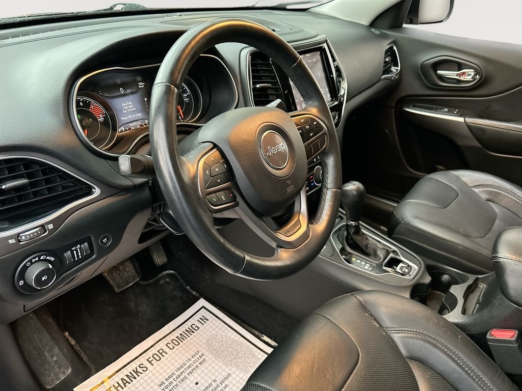 Used 2019 Red Jeep Limited image 14