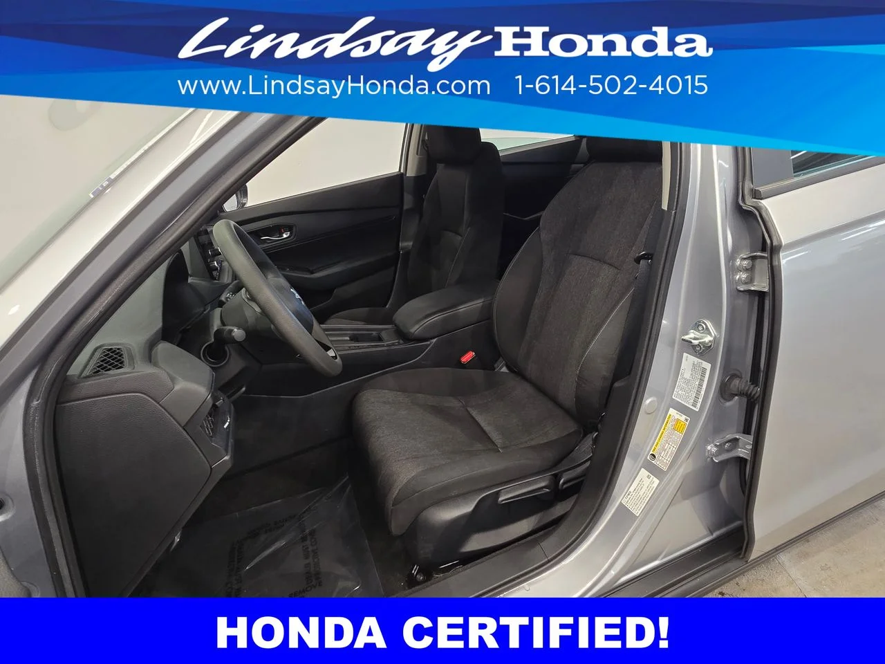 Certified Used 2023 Lunar Silver Metallic Honda LX image 11