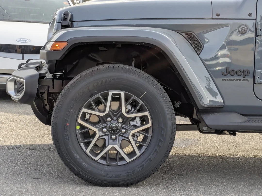 New 2026 Dark blue Jeep Sahara - - 4x4 - McKinley Leather - Body-Color Top - Alpine Audio - Remote Start & More! image 9