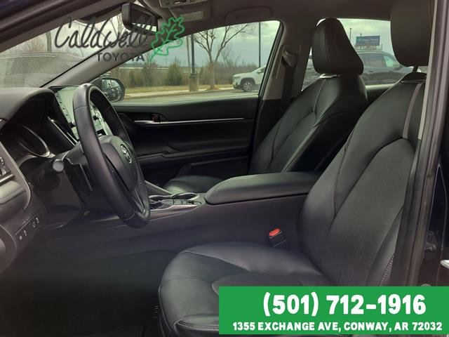 2022 Toyota Camry XSE - Photo 11