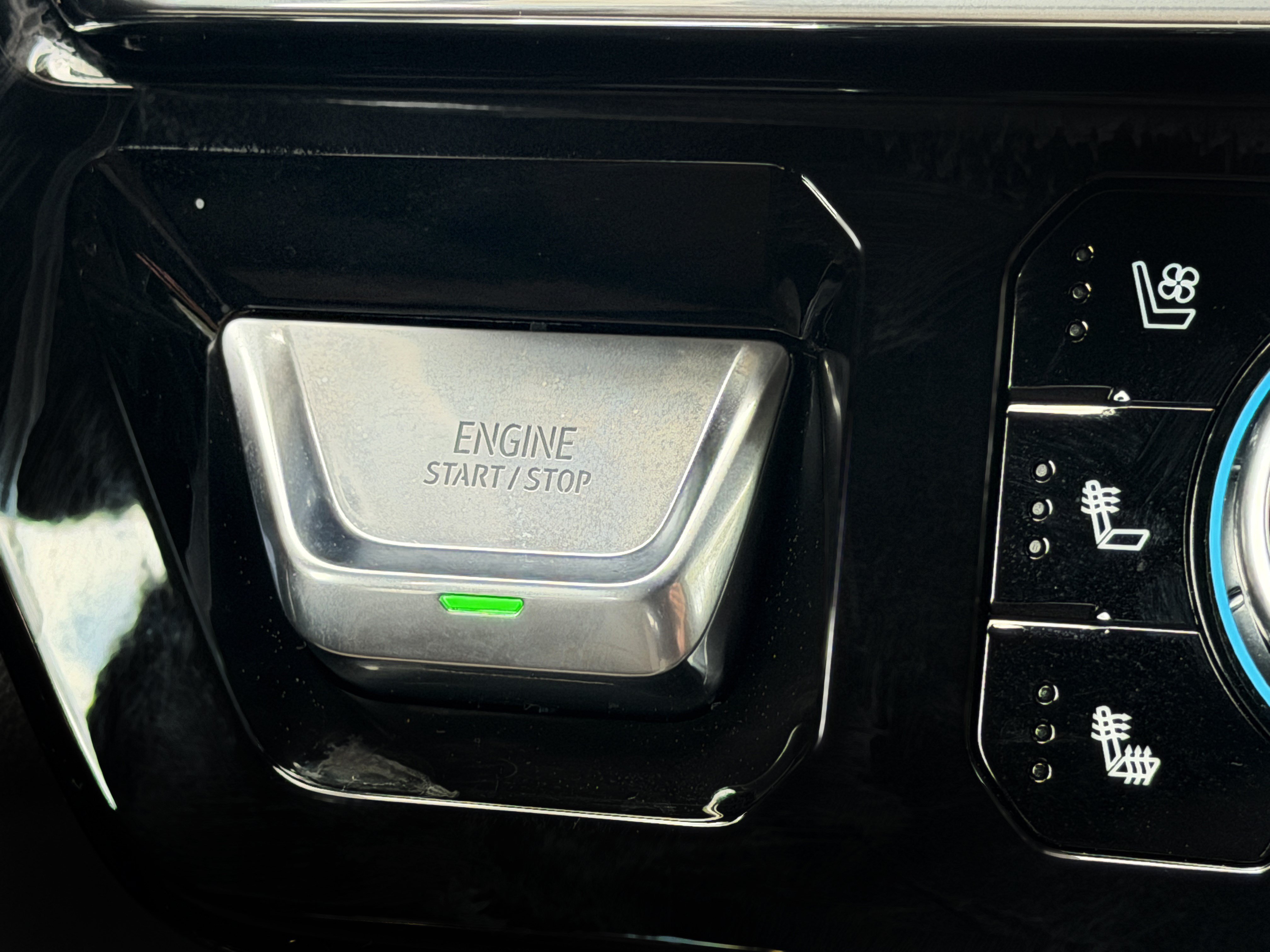 2026 GMC Sierra 2500HD Denali - Photo 48