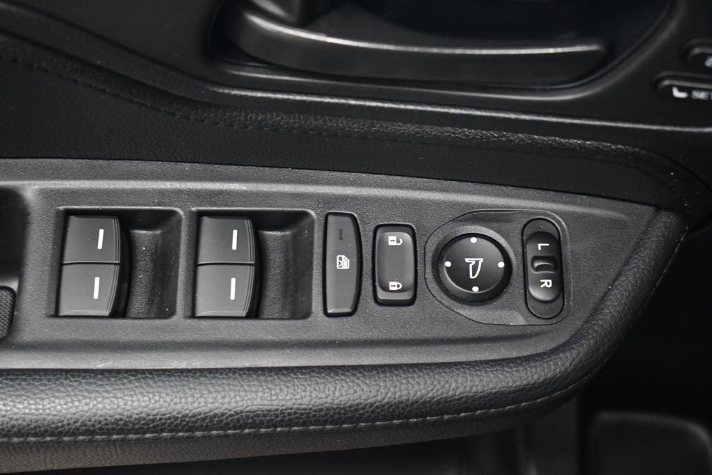 2023 Honda Odyssey EX-L - Photo 17