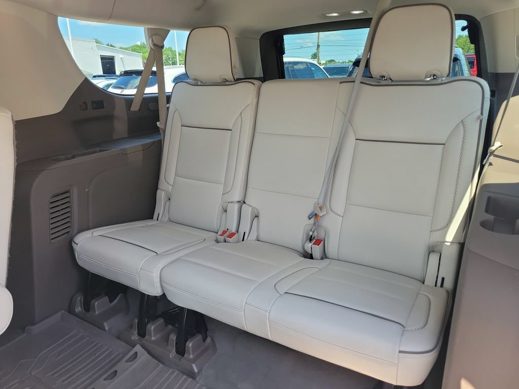 Used 2022 Summit White GMC Denali image 14