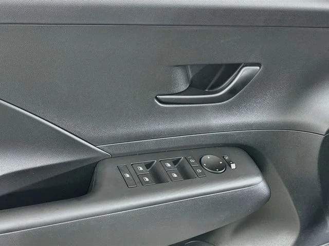 New 2027 Hyundai KONA SEL Sport