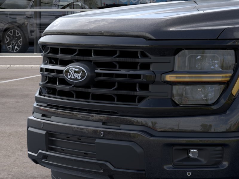 New 2026 Agate Black Metallic Ford XLT image 29