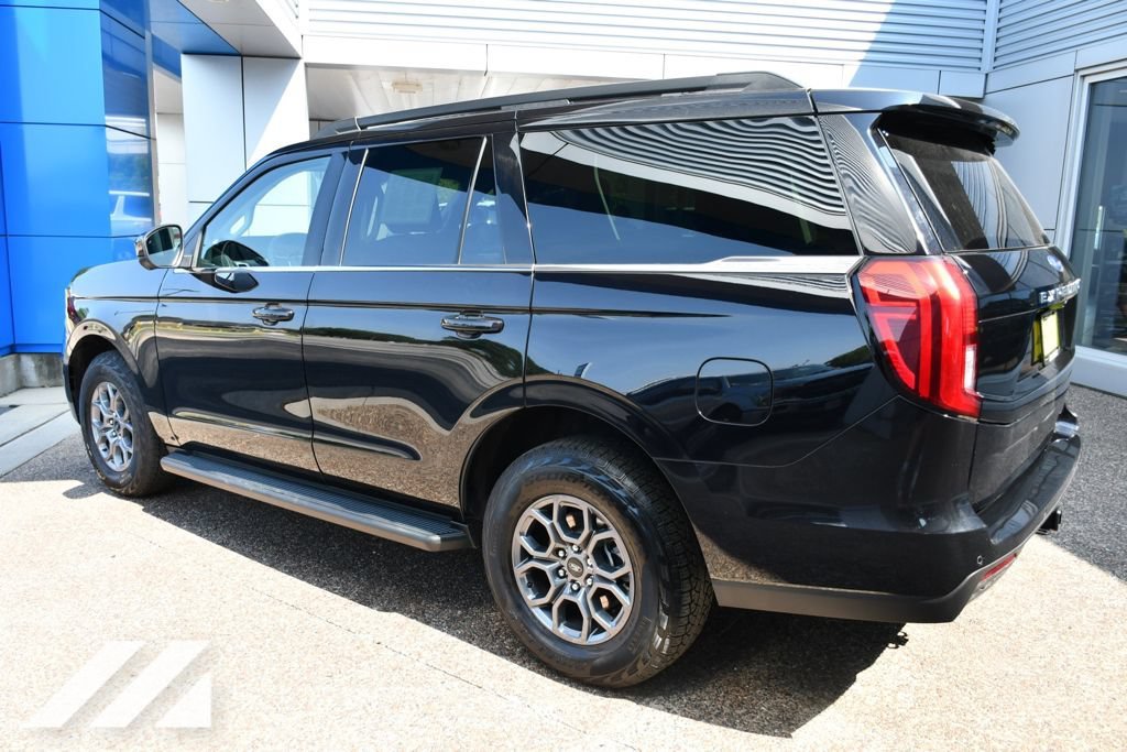 2025 Ford Expedition Active - Photo 4