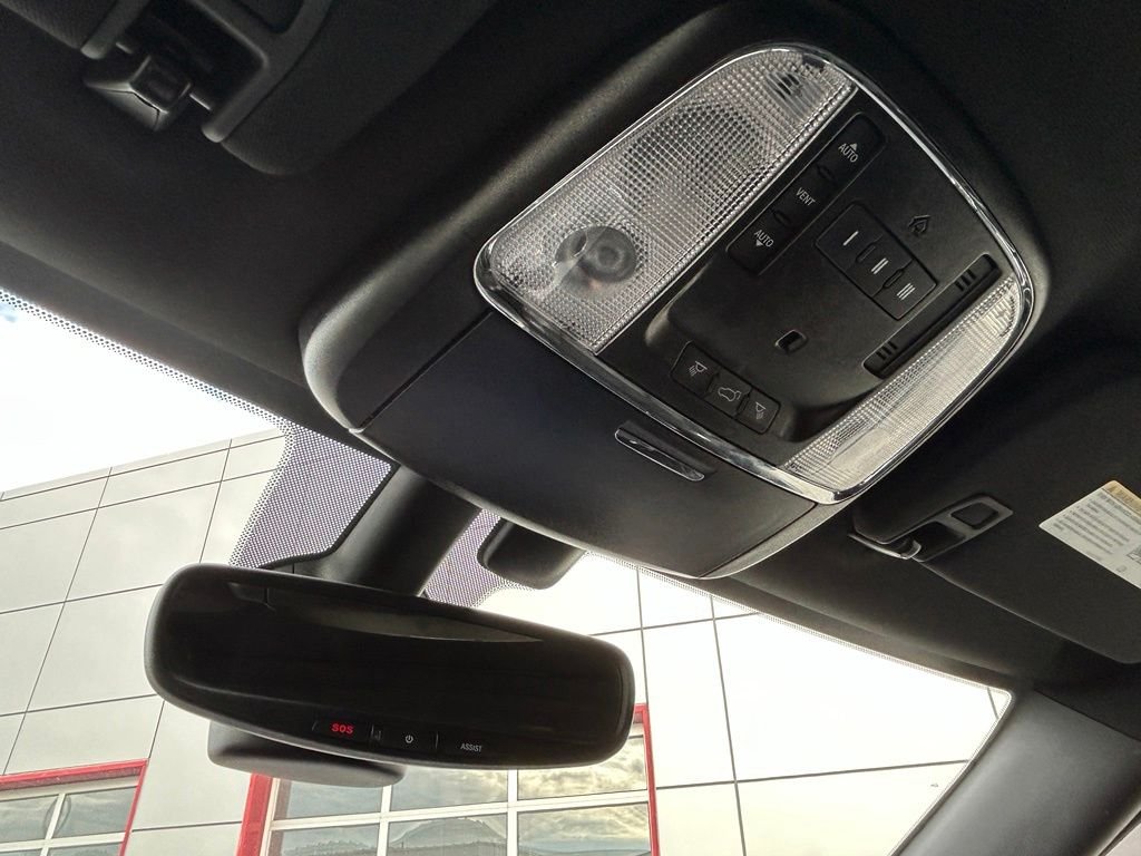 Used 2020 White Jeep Trailhawk image 25