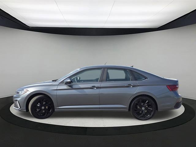 New 2026 Platinum Gray Metallic Volkswagen SE image 4