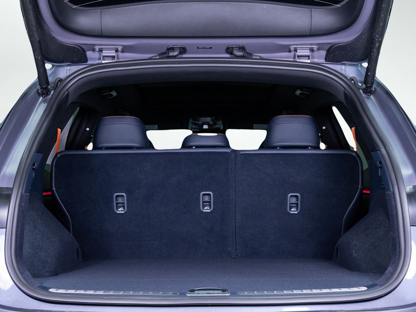 2026 GENESIS GV70 Sport Advanced - Photo 8