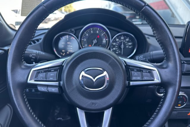 Used 2020 Gray Mazda Grand Touring image 25