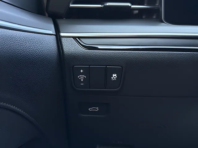 Used 2026 Gray Kia GT-Line image 18